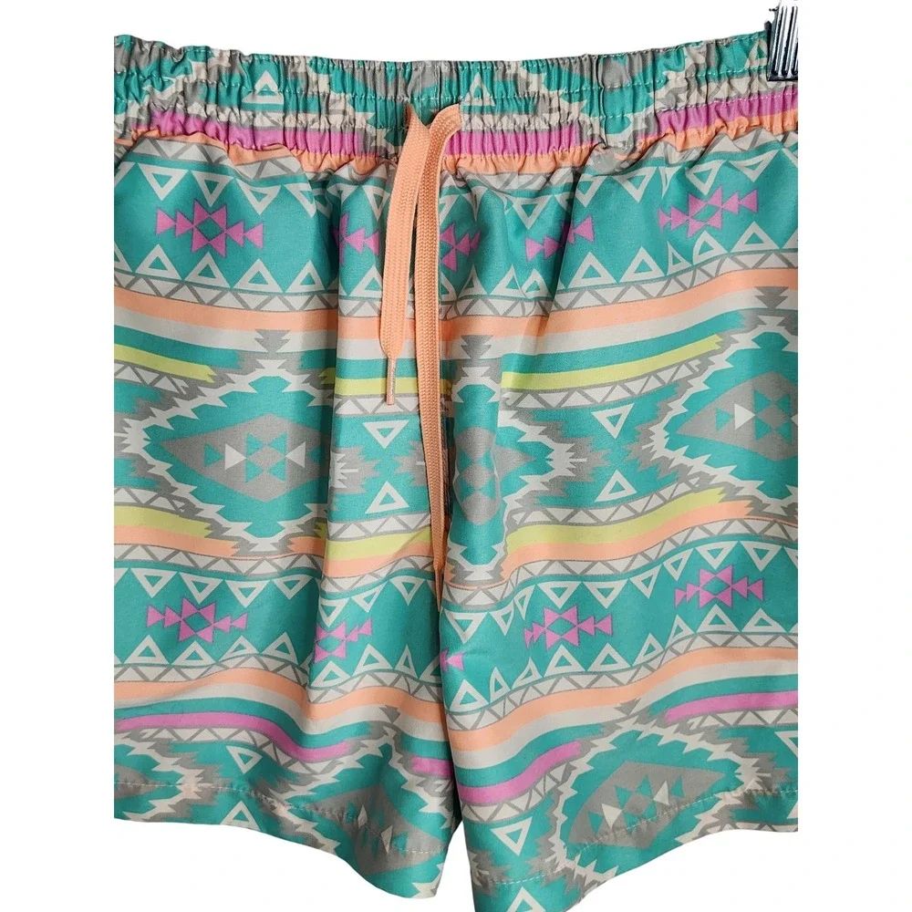 Chubbies Shorts Men's M Swim Trunks Aztec Drawstring Lined The En Fuegos 4.5